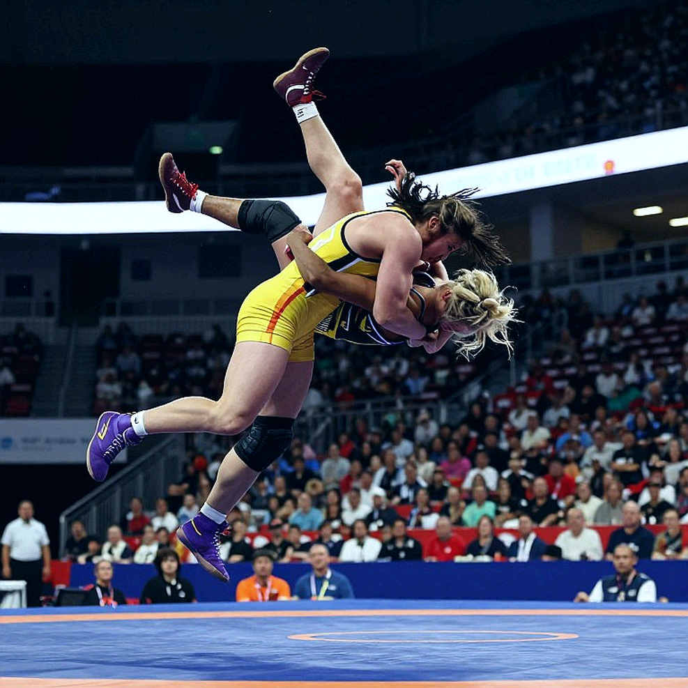 The Passivity Clock and the 100 Grams: Where Wrestling's Real Scoreboard Is Written